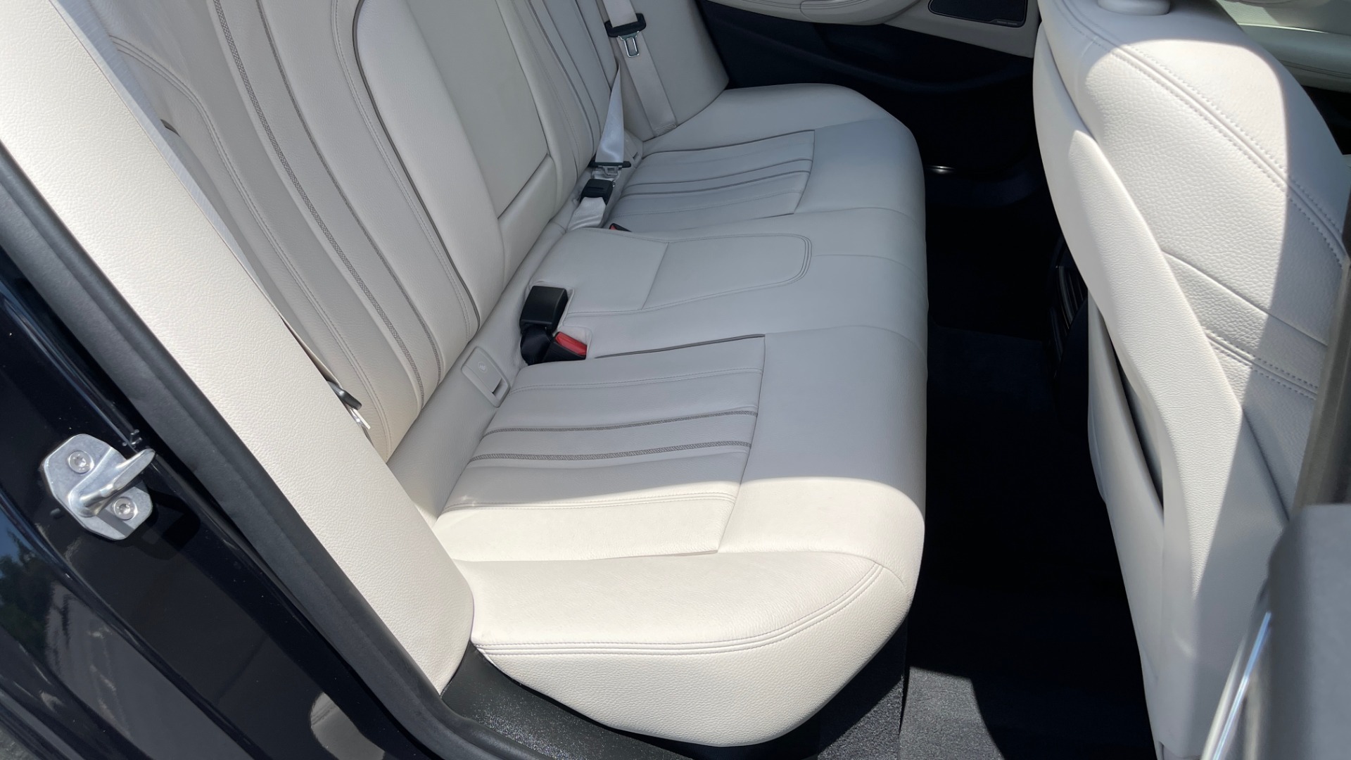 Used 2018 BMW 5 SERIES 540I M-SPORT / EXECUTIVE PKG / DRVR ASST PKG / BLIND SPOT / LANE DEPART for sale Sold at Formula Imports in Charlotte NC 28227 68