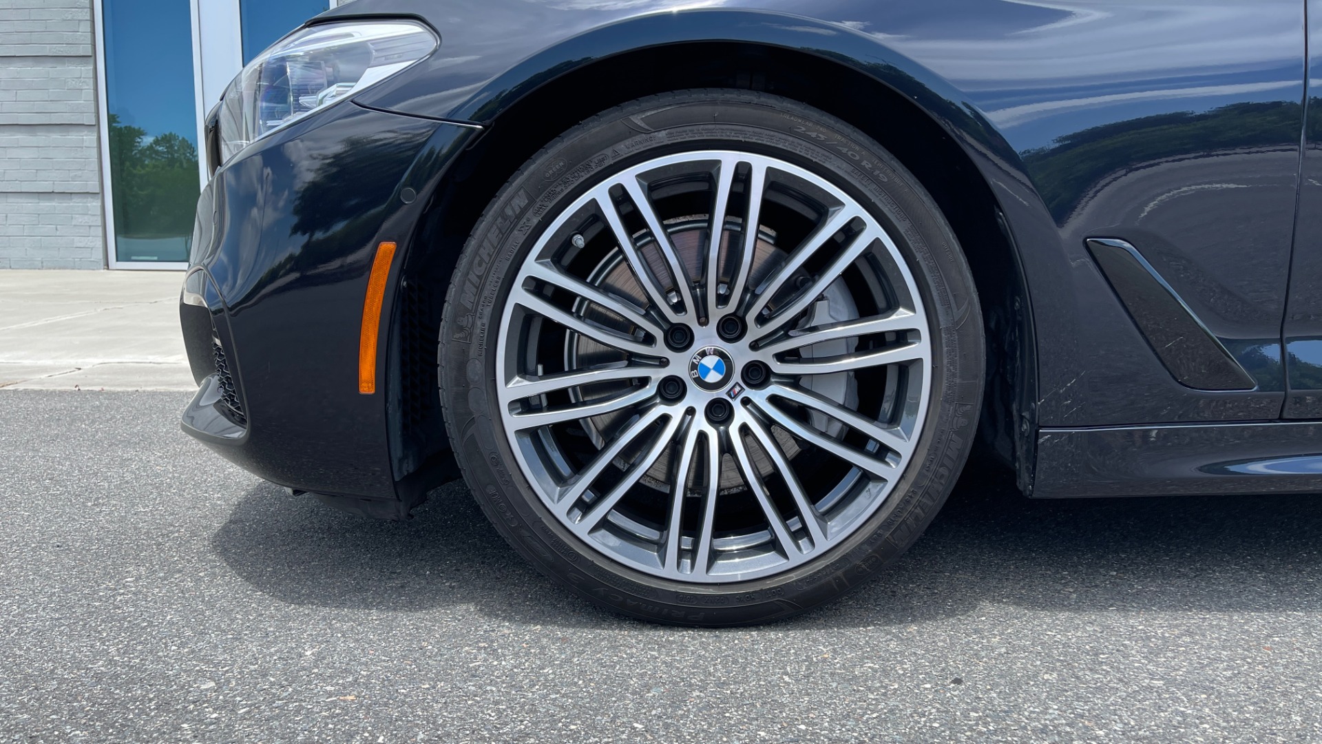 Used 2018 BMW 5 SERIES 540I M-SPORT / EXECUTIVE PKG / DRVR ASST PKG / BLIND SPOT / LANE DEPART for sale Sold at Formula Imports in Charlotte NC 28227 74