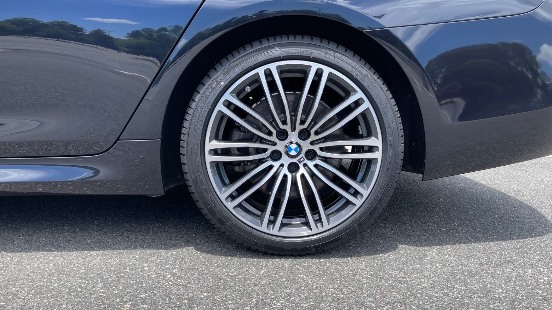 Used 2018 BMW 5 SERIES 540I M-SPORT / EXECUTIVE PKG / DRVR ASST PKG / BLIND SPOT / LANE DEPART for sale Sold at Formula Imports in Charlotte NC 28227 75