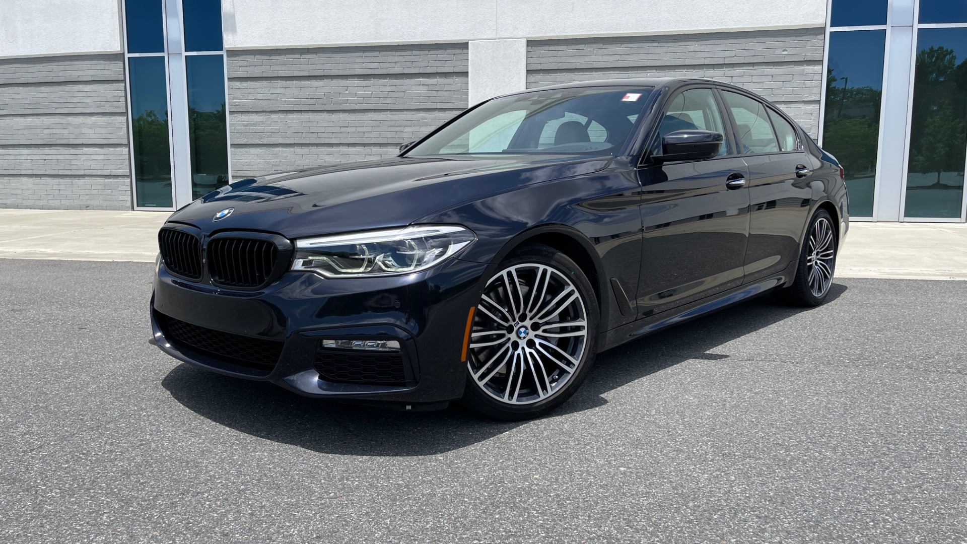 Used 2018 BMW 5 SERIES 540I M-SPORT / EXECUTIVE PKG / DRVR ASST PKG / BLIND SPOT / LANE DEPART for sale Sold at Formula Imports in Charlotte NC 28227 9