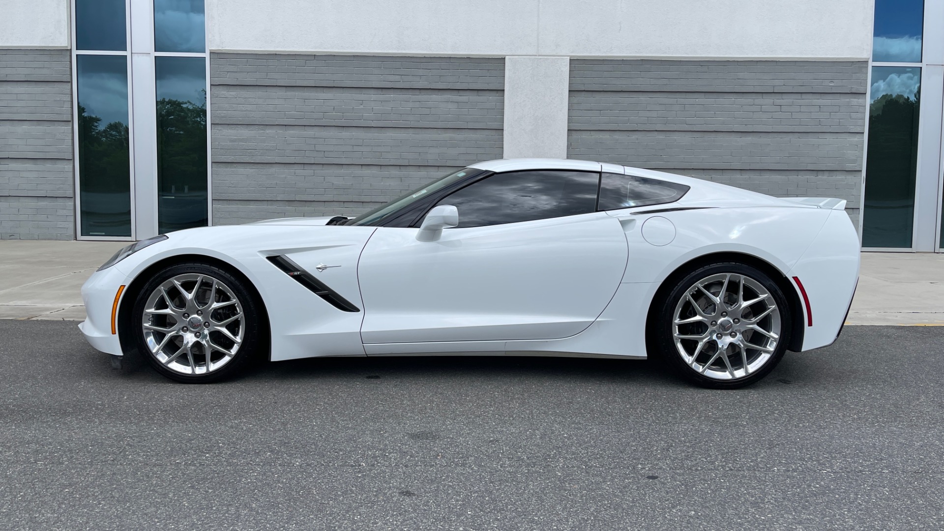 Used 2016 Chevrolet CORVETTE C7 STINGRAY COUPE Z51 3LT / NAV / PERF TRACTION MGMT / REARVIEW for sale Sold at Formula Imports in Charlotte NC 28227 6