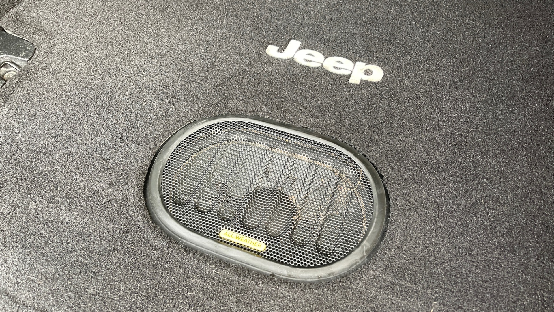 Used 2017 Jeep WRANGLER UNLIMITED RUBICON 4X4 / TOW PKG / HTD STS / ALPINE SOUND for sale Sold at Formula Imports in Charlotte NC 28227 20
