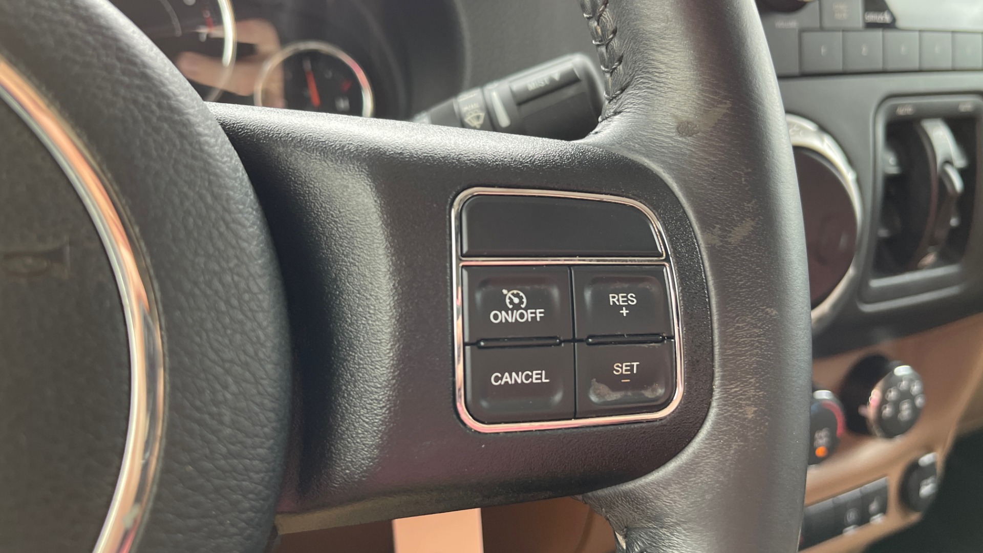 Used 2017 Jeep WRANGLER UNLIMITED RUBICON 4X4 / TOW PKG / HTD STS / ALPINE SOUND for sale Sold at Formula Imports in Charlotte NC 28227 46