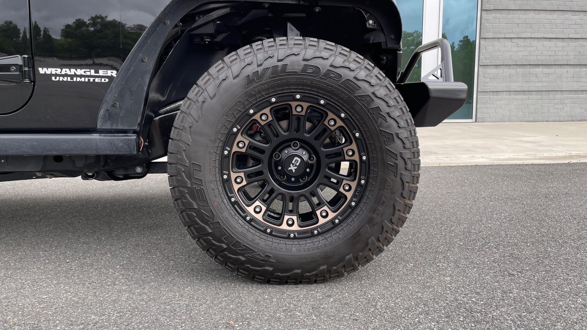 Used 2017 Jeep WRANGLER UNLIMITED RUBICON 4X4 / TOW PKG / HTD STS / ALPINE SOUND for sale Sold at Formula Imports in Charlotte NC 28227 73