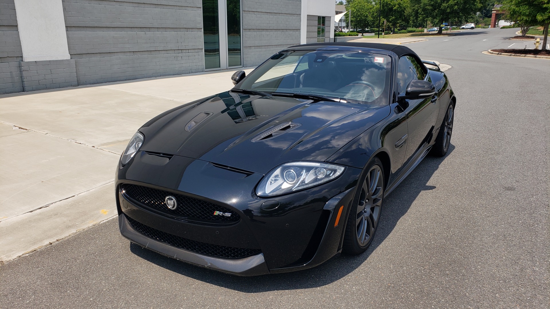 Used 2013 Jaguar XK R-S CONVERTIBLE / SC 5.0L V8 (550HP) / ZF 6-SPD AUTO / NAV / REARVIEW for sale Sold at Formula Imports in Charlotte NC 28227 4