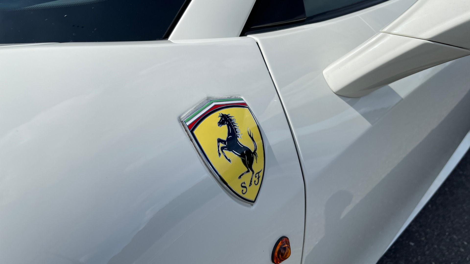 Used 2014 Ferrari 458 ITALIA SPIDER 570HP / F1 AUTO / CF SEATS / CARBON BRAKES / REARVIEW for sale Sold at Formula Imports in Charlotte NC 28227 15