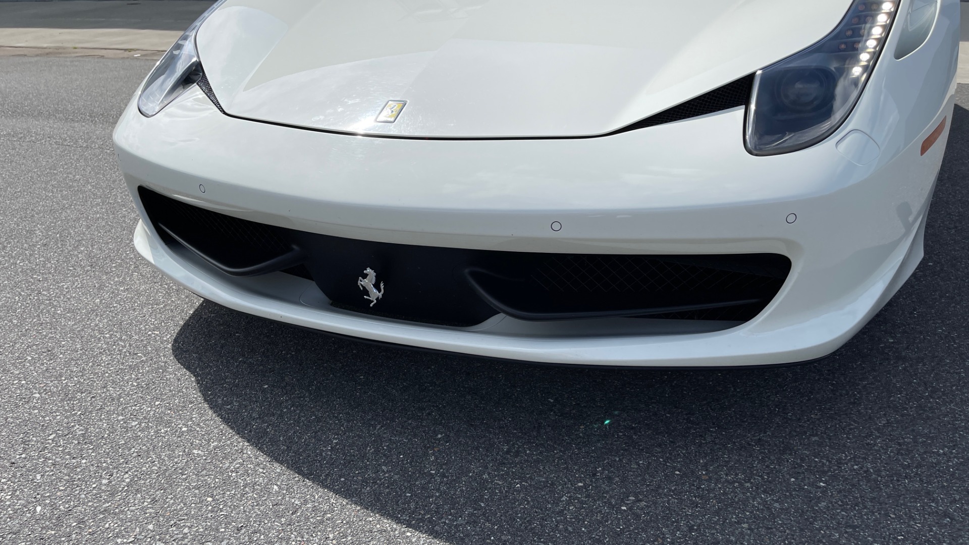 Used 2014 Ferrari 458 ITALIA SPIDER 570HP / F1 AUTO / CF SEATS / CARBON BRAKES / REARVIEW for sale Sold at Formula Imports in Charlotte NC 28227 25