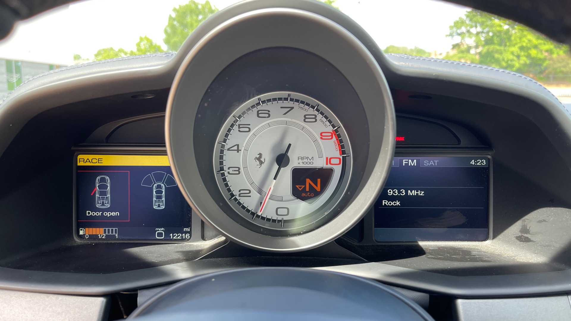 Used 2014 Ferrari 458 ITALIA SPIDER 570HP / F1 AUTO / CF SEATS / CARBON BRAKES / REARVIEW for sale Sold at Formula Imports in Charlotte NC 28227 53