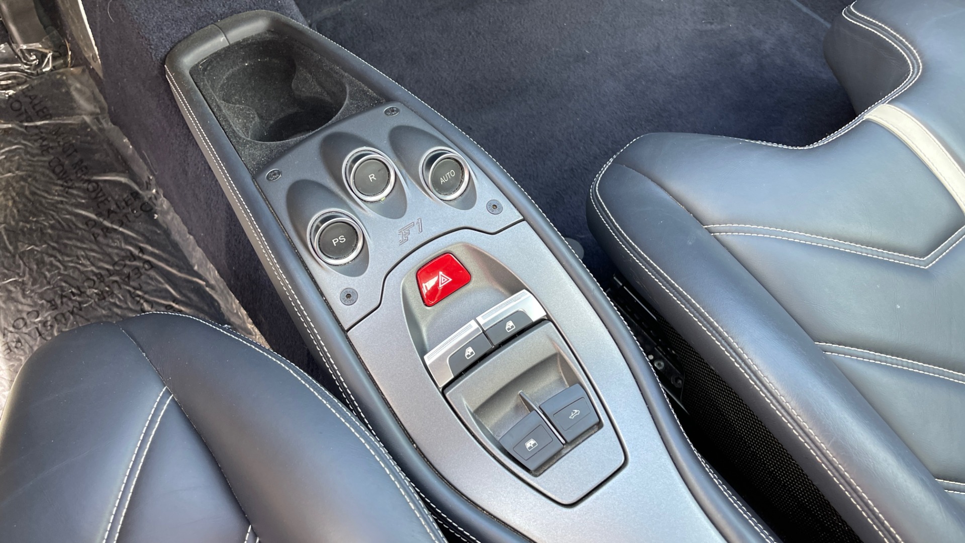 Used 2014 Ferrari 458 ITALIA SPIDER 570HP / F1 AUTO / CF SEATS / CARBON BRAKES / REARVIEW for sale Sold at Formula Imports in Charlotte NC 28227 60
