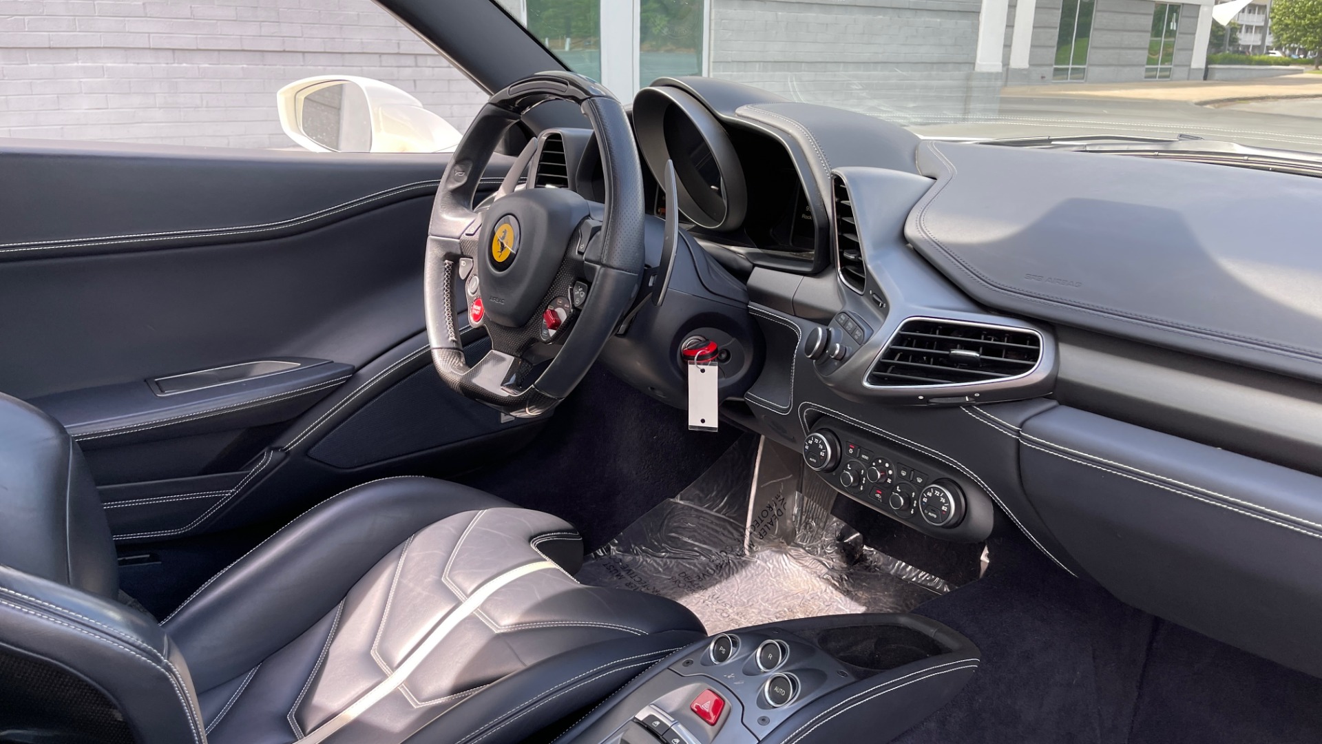 Used 2014 Ferrari 458 ITALIA SPIDER 570HP / F1 AUTO / CF SEATS / CARBON BRAKES / REARVIEW for sale Sold at Formula Imports in Charlotte NC 28227 68