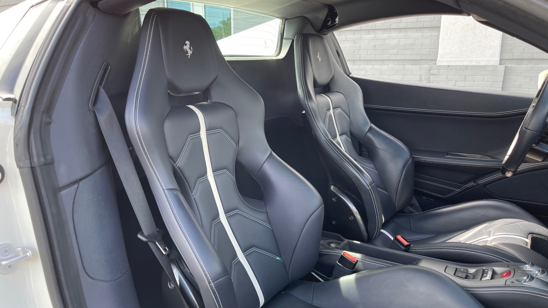 Used 2014 Ferrari 458 ITALIA SPIDER 570HP / F1 AUTO / CF SEATS / CARBON BRAKES / REARVIEW for sale Sold at Formula Imports in Charlotte NC 28227 69