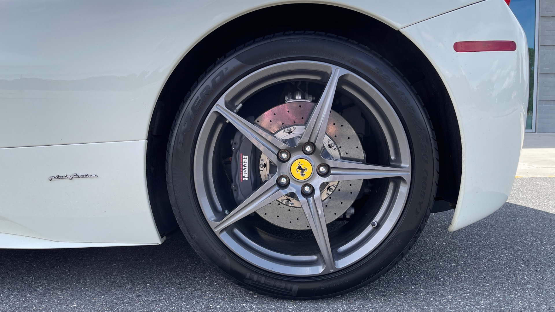 Used 2014 Ferrari 458 ITALIA SPIDER 570HP / F1 AUTO / CF SEATS / CARBON BRAKES / REARVIEW for sale Sold at Formula Imports in Charlotte NC 28227 75