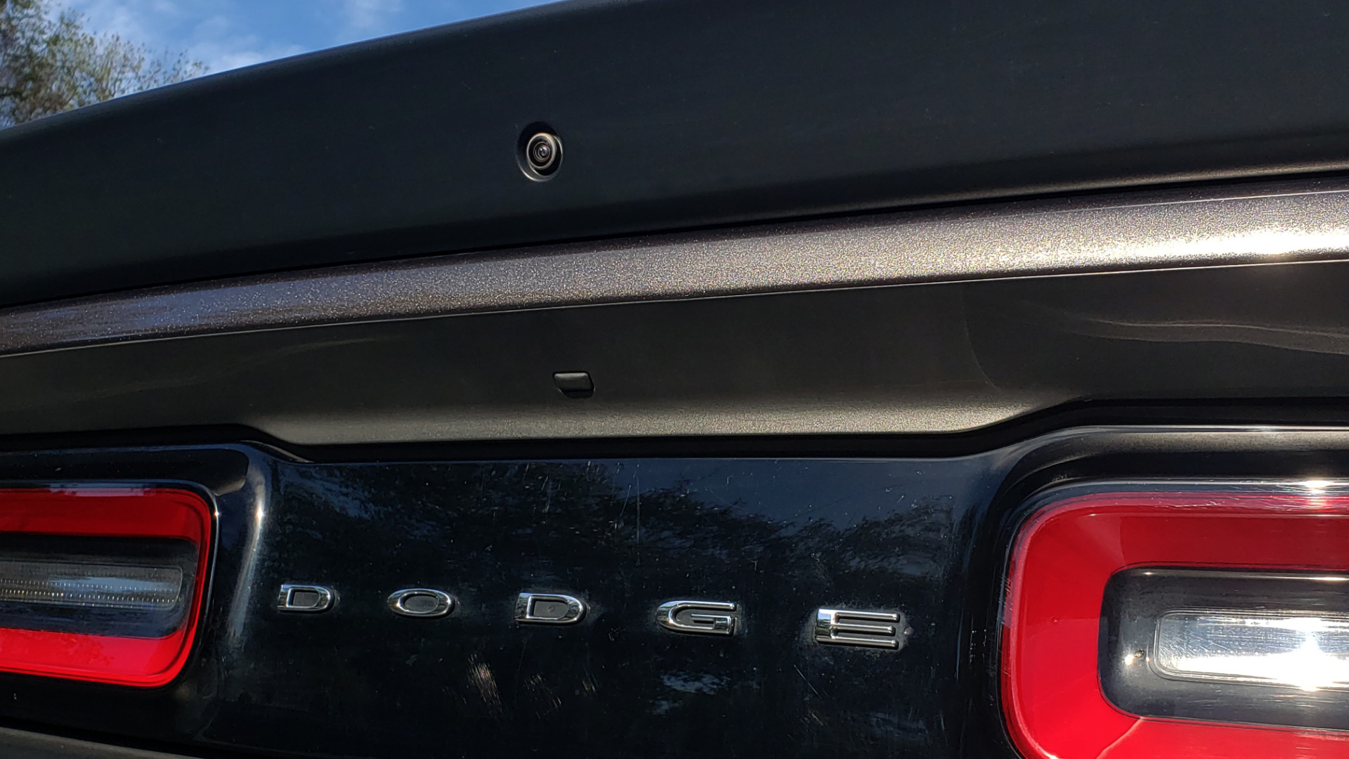 Used 2016 Dodge CHALLENGER SRT HELLCAT COUPE / 6-SPD MAN / NAV / SRT APPS / REARVIEW for sale Sold at Formula Imports in Charlotte NC 28227 38