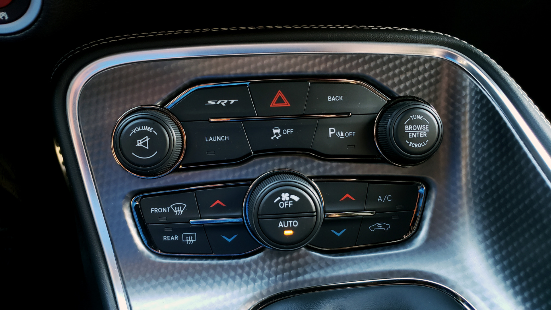 Used 2016 Dodge CHALLENGER SRT HELLCAT COUPE / 6-SPD MAN / NAV / SRT APPS / REARVIEW for sale Sold at Formula Imports in Charlotte NC 28227 60