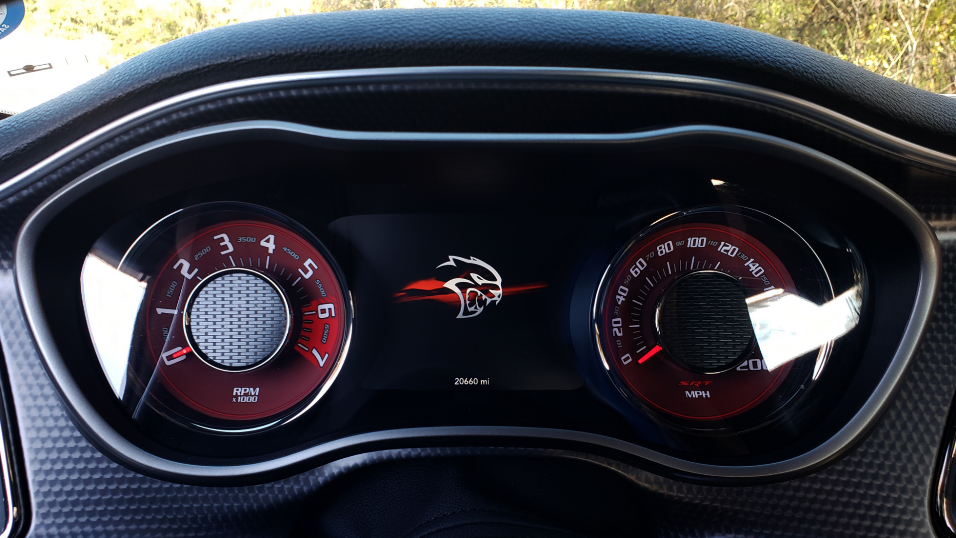 Used 2016 Dodge CHALLENGER SRT HELLCAT COUPE / 6-SPD MAN / NAV / SRT APPS / REARVIEW for sale Sold at Formula Imports in Charlotte NC 28227 89