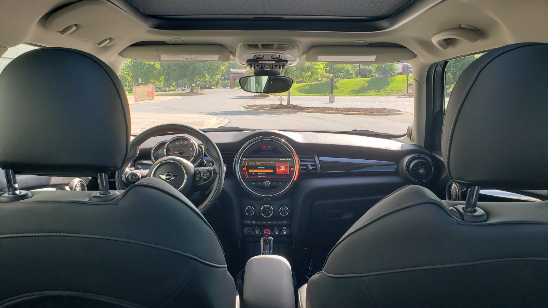 Used 2020 MINI HARDTOP 4 DOOR COOPER S / NAV / SUNROOF / AUTO / H/K SND / REARVIEW for sale Sold at Formula Imports in Charlotte NC 28227 23