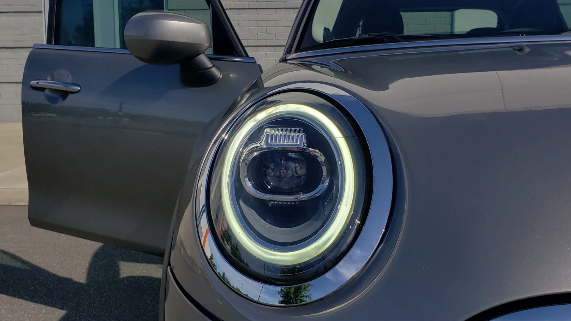 Used 2020 MINI HARDTOP 4 DOOR COOPER S / NAV / SUNROOF / AUTO / H/K SND / REARVIEW for sale Sold at Formula Imports in Charlotte NC 28227 26