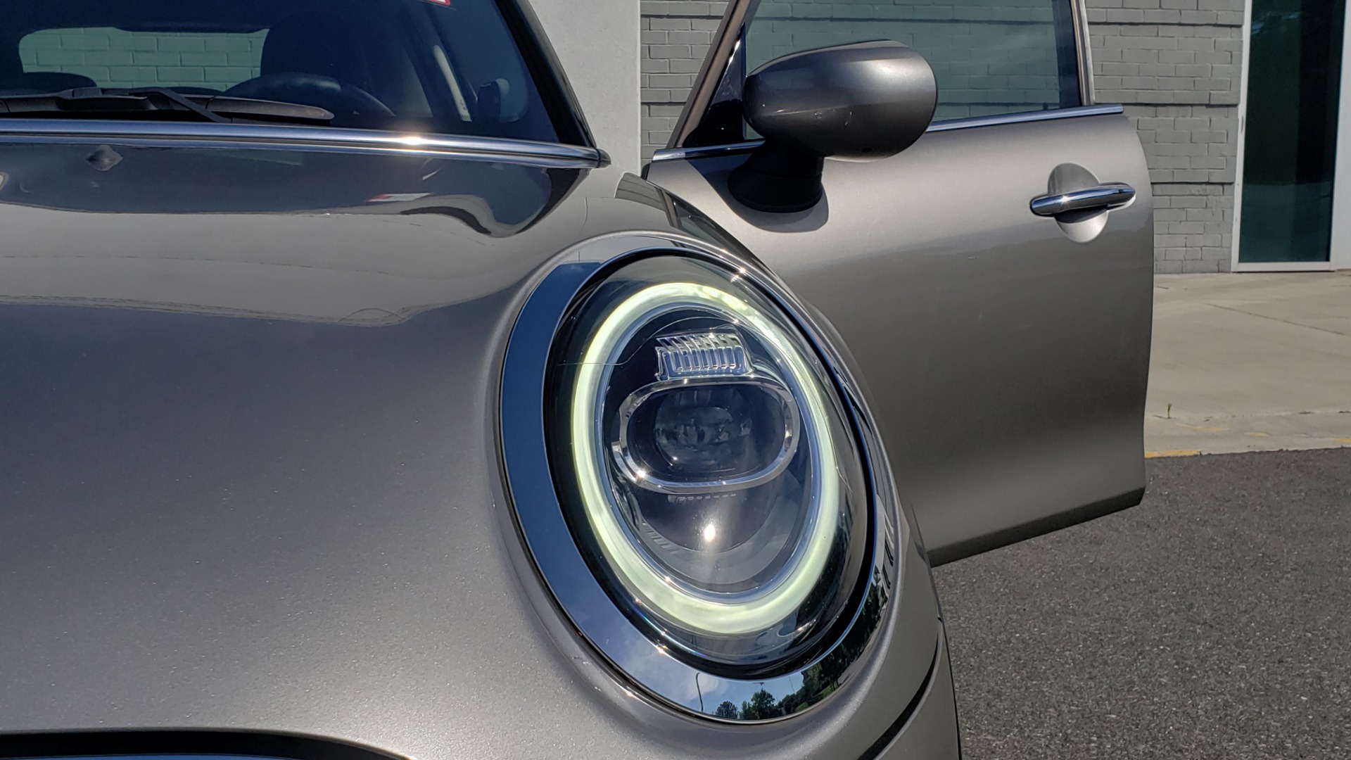 Used 2020 MINI HARDTOP 4 DOOR COOPER S / NAV / SUNROOF / AUTO / H/K SND / REARVIEW for sale Sold at Formula Imports in Charlotte NC 28227 27