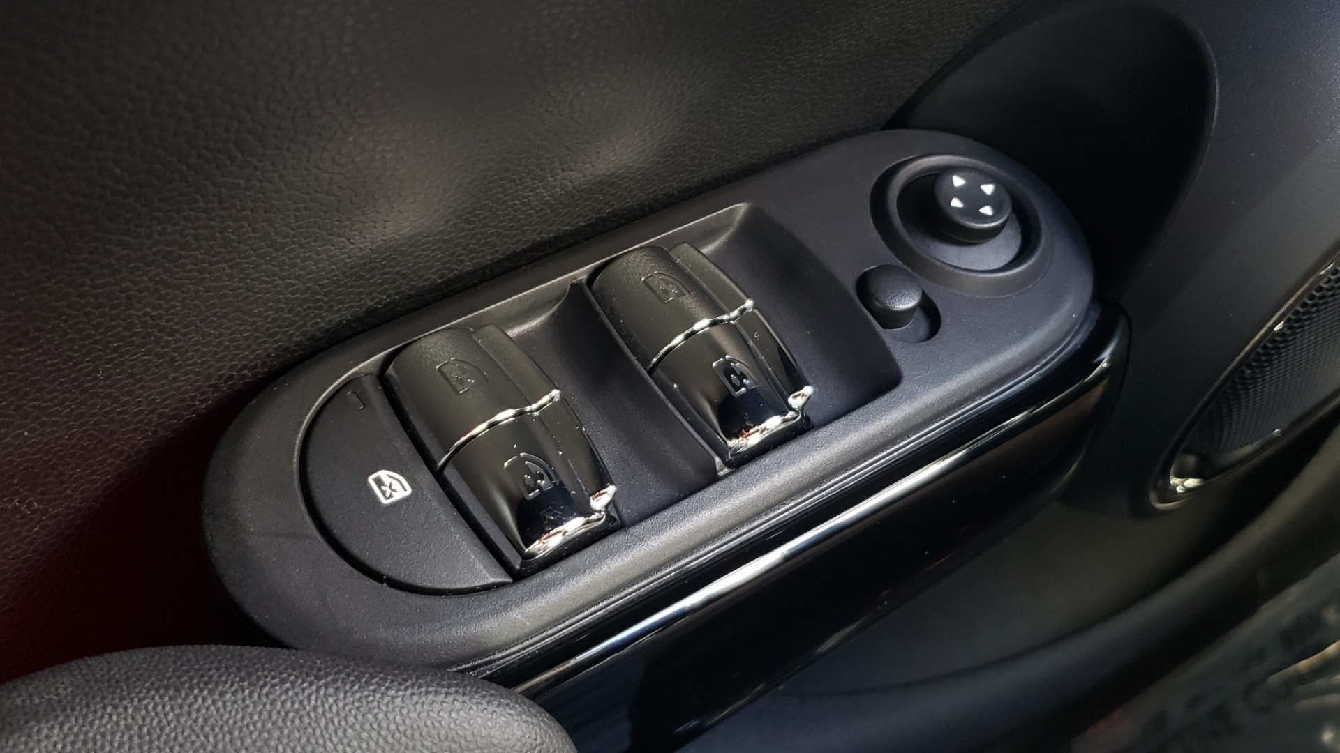 Used 2020 MINI HARDTOP 4 DOOR COOPER S / NAV / SUNROOF / AUTO / H/K SND / REARVIEW for sale Sold at Formula Imports in Charlotte NC 28227 37