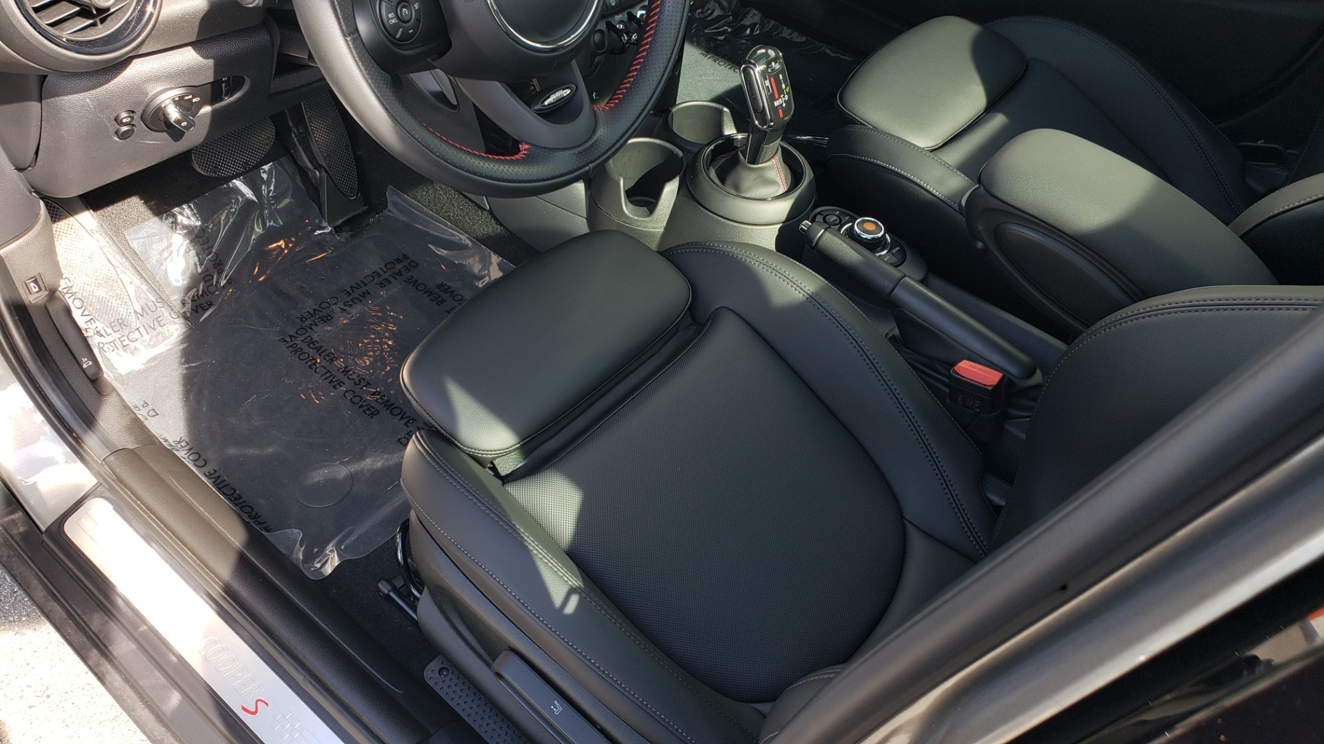 Used 2020 MINI HARDTOP 4 DOOR COOPER S / NAV / SUNROOF / AUTO / H/K SND / REARVIEW for sale Sold at Formula Imports in Charlotte NC 28227 39