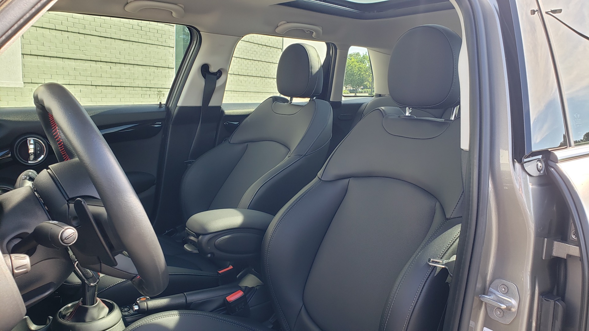 Used 2020 MINI HARDTOP 4 DOOR COOPER S / NAV / SUNROOF / AUTO / H/K SND / REARVIEW for sale Sold at Formula Imports in Charlotte NC 28227 43