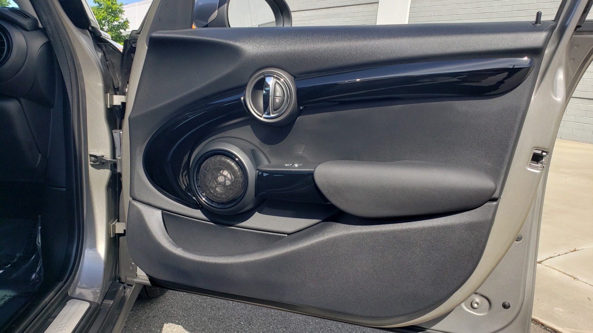 Used 2020 MINI HARDTOP 4 DOOR COOPER S / NAV / SUNROOF / AUTO / H/K SND / REARVIEW for sale Sold at Formula Imports in Charlotte NC 28227 67