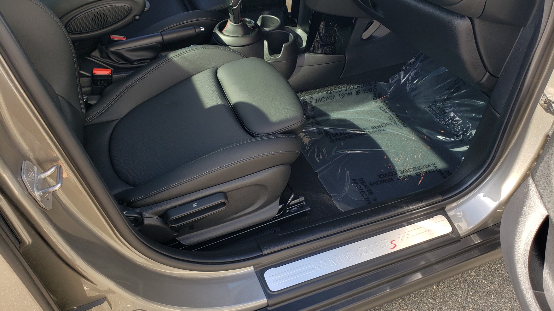 Used 2020 MINI HARDTOP 4 DOOR COOPER S / NAV / SUNROOF / AUTO / H/K SND / REARVIEW for sale Sold at Formula Imports in Charlotte NC 28227 68