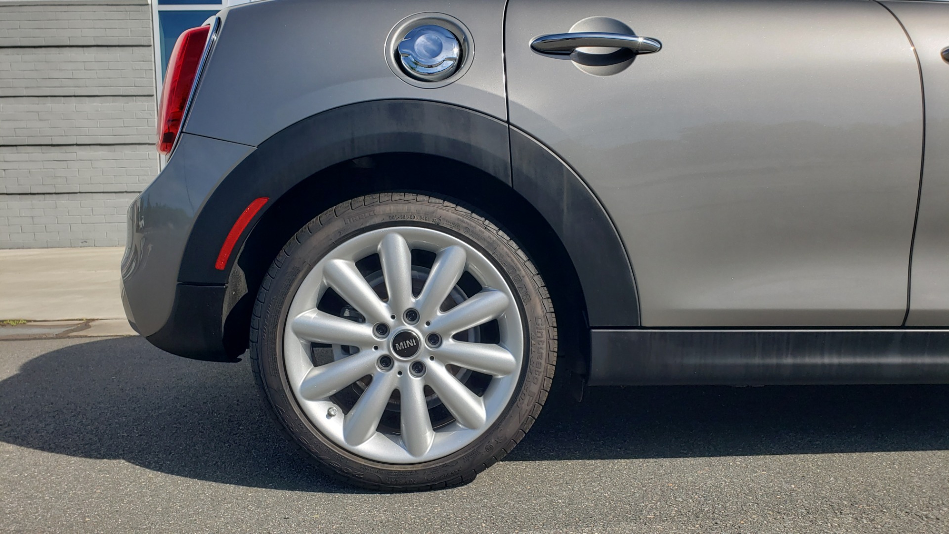 Used 2020 MINI HARDTOP 4 DOOR COOPER S / NAV / SUNROOF / AUTO / H/K SND / REARVIEW for sale Sold at Formula Imports in Charlotte NC 28227 84