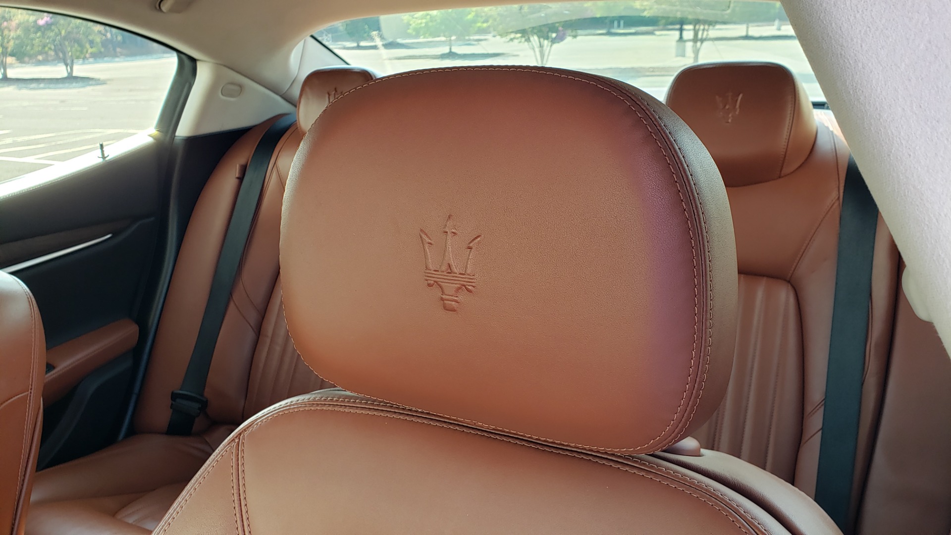 Used 2015 Maserati GHIBLI SEDAN / 3.0L V6 / 8-SPD AUTO / NAV / HTD STS / SUNROOF / REARVIEW for sale Sold at Formula Imports in Charlotte NC 28227 38