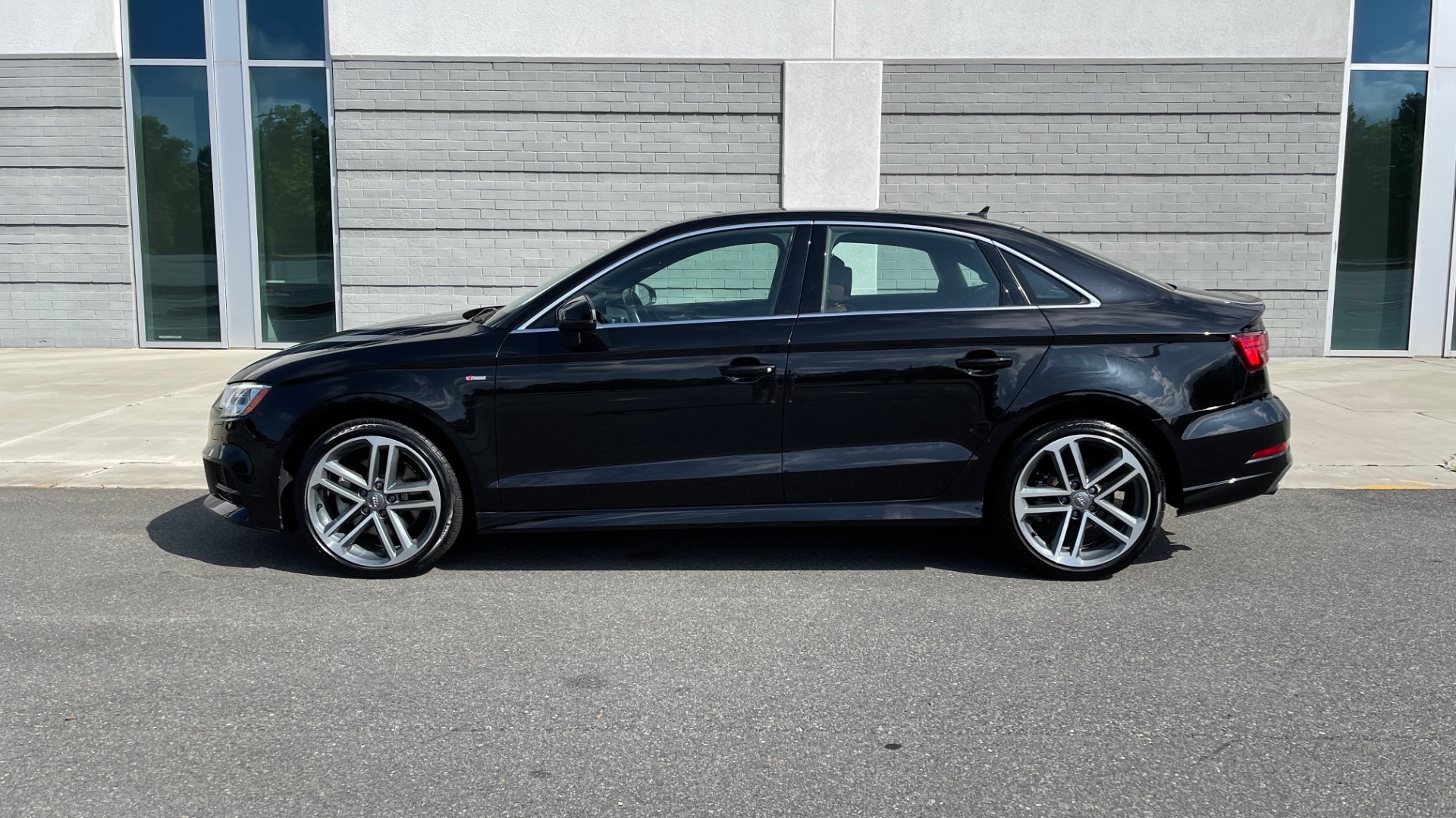 Used 2018 Audi A3 SEDAN PREMIUM PLUS / S-LINE / PANO-ROOF / PARK SYS / REARVIEW for sale Sold at Formula Imports in Charlotte NC 28227 4