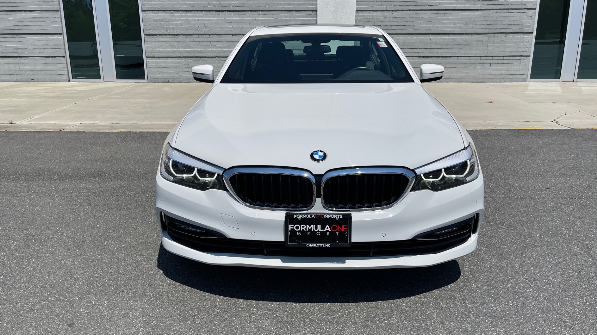 Used 2018 BMW 5 SERIES 540IXDRIVE PREMIUM / PARK ASSIST / KEYLESS ENTRY / SUNROOF / REARVIEW for sale Sold at Formula Imports in Charlotte NC 28227 10