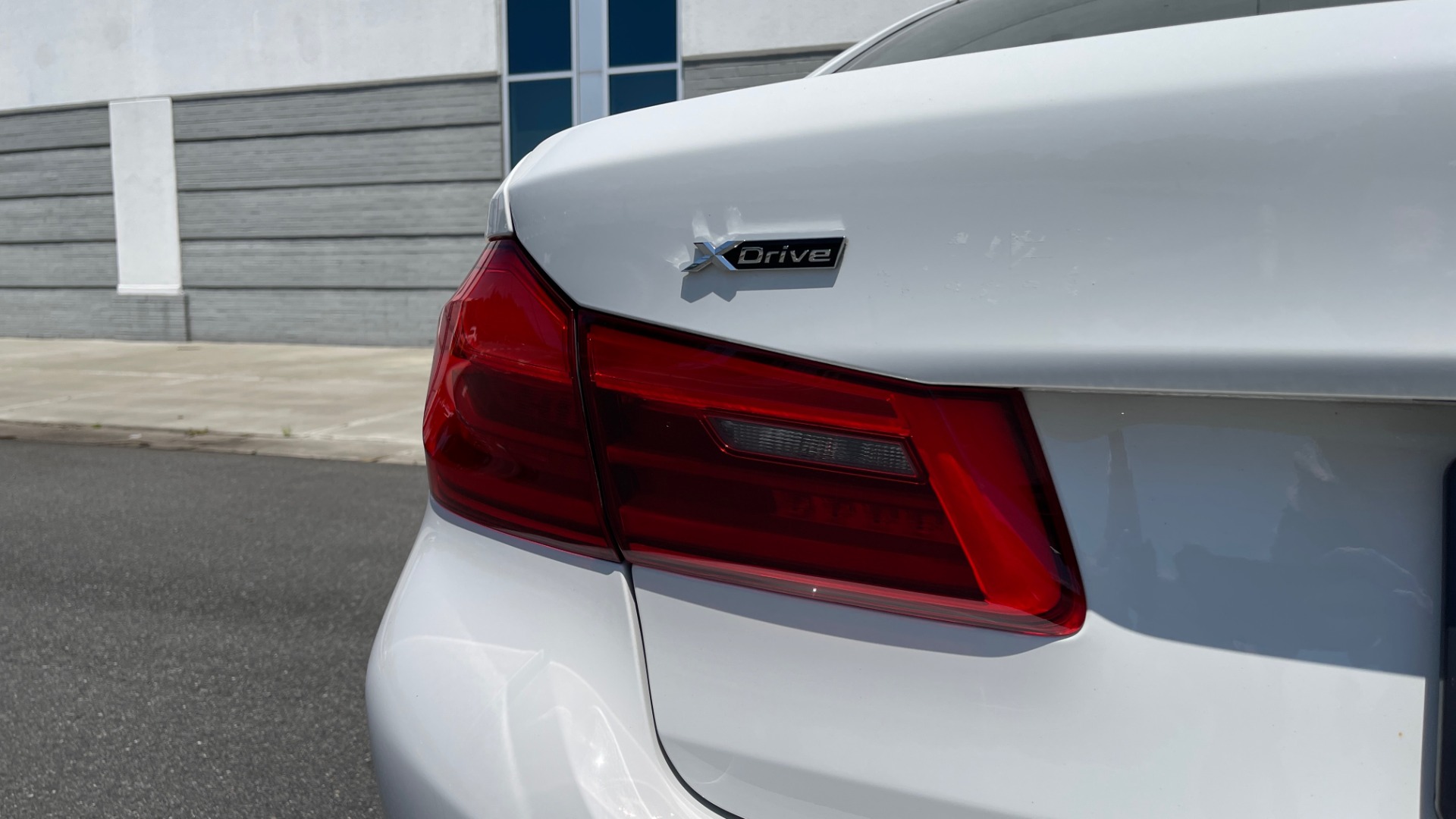 Used 2018 BMW 5 SERIES 540IXDRIVE PREMIUM / PARK ASSIST / KEYLESS ENTRY / SUNROOF / REARVIEW for sale Sold at Formula Imports in Charlotte NC 28227 22