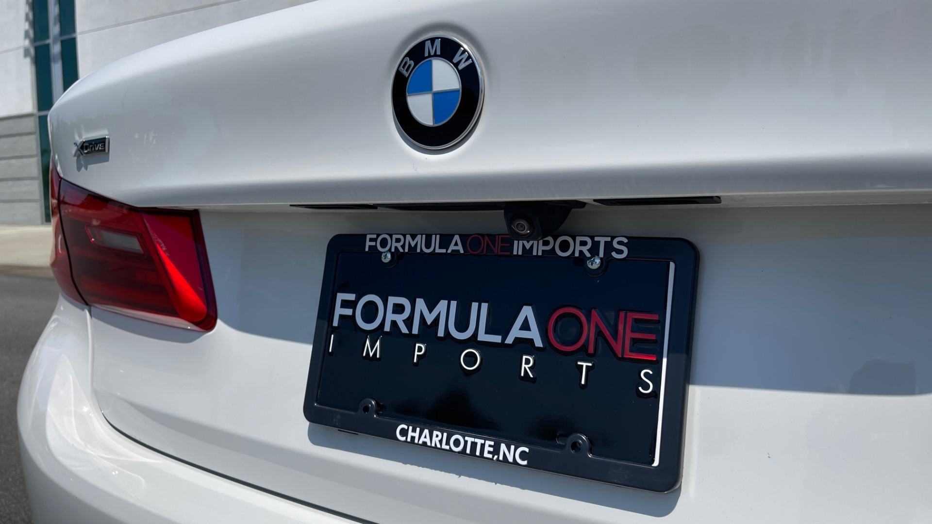 Used 2018 BMW 5 SERIES 540IXDRIVE PREMIUM / PARK ASSIST / KEYLESS ENTRY / SUNROOF / REARVIEW for sale Sold at Formula Imports in Charlotte NC 28227 24
