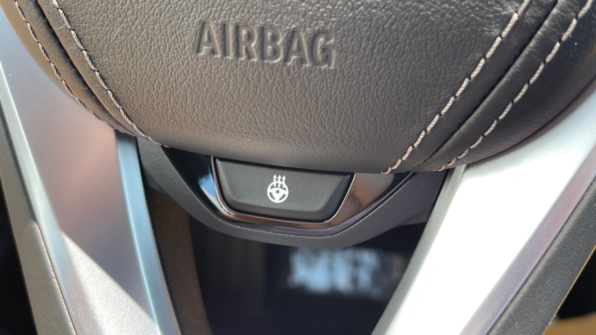 Used 2018 BMW 5 SERIES 540IXDRIVE PREMIUM / PARK ASSIST / KEYLESS ENTRY / SUNROOF / REARVIEW for sale Sold at Formula Imports in Charlotte NC 28227 38