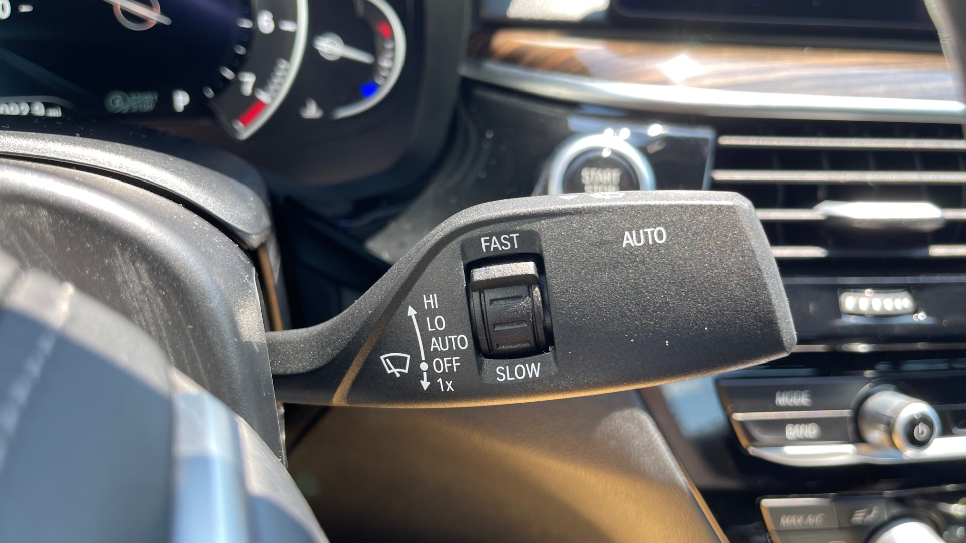 Used 2018 BMW 5 SERIES 540IXDRIVE PREMIUM / PARK ASSIST / KEYLESS ENTRY / SUNROOF / REARVIEW for sale Sold at Formula Imports in Charlotte NC 28227 41