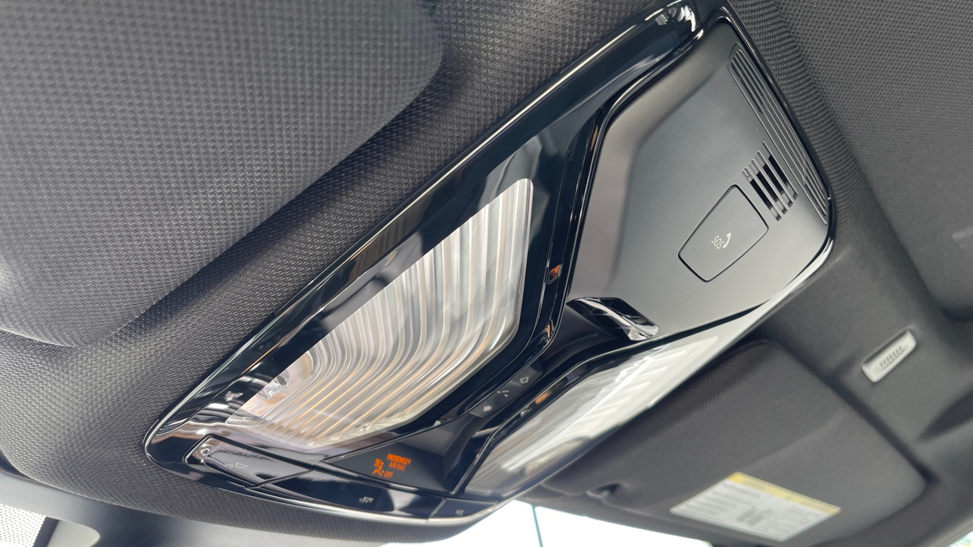 Used 2018 BMW 5 SERIES 540IXDRIVE PREMIUM / PARK ASSIST / KEYLESS ENTRY / SUNROOF / REARVIEW for sale Sold at Formula Imports in Charlotte NC 28227 44
