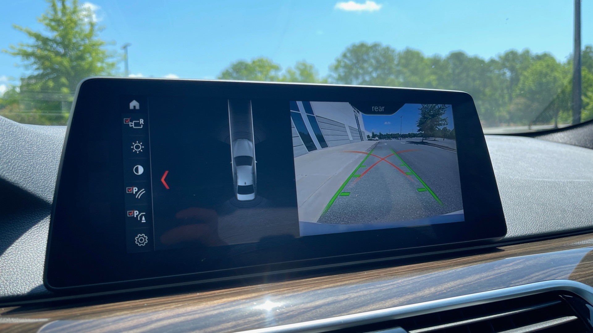 Used 2018 BMW 5 SERIES 540IXDRIVE PREMIUM / PARK ASSIST / KEYLESS ENTRY / SUNROOF / REARVIEW for sale Sold at Formula Imports in Charlotte NC 28227 46