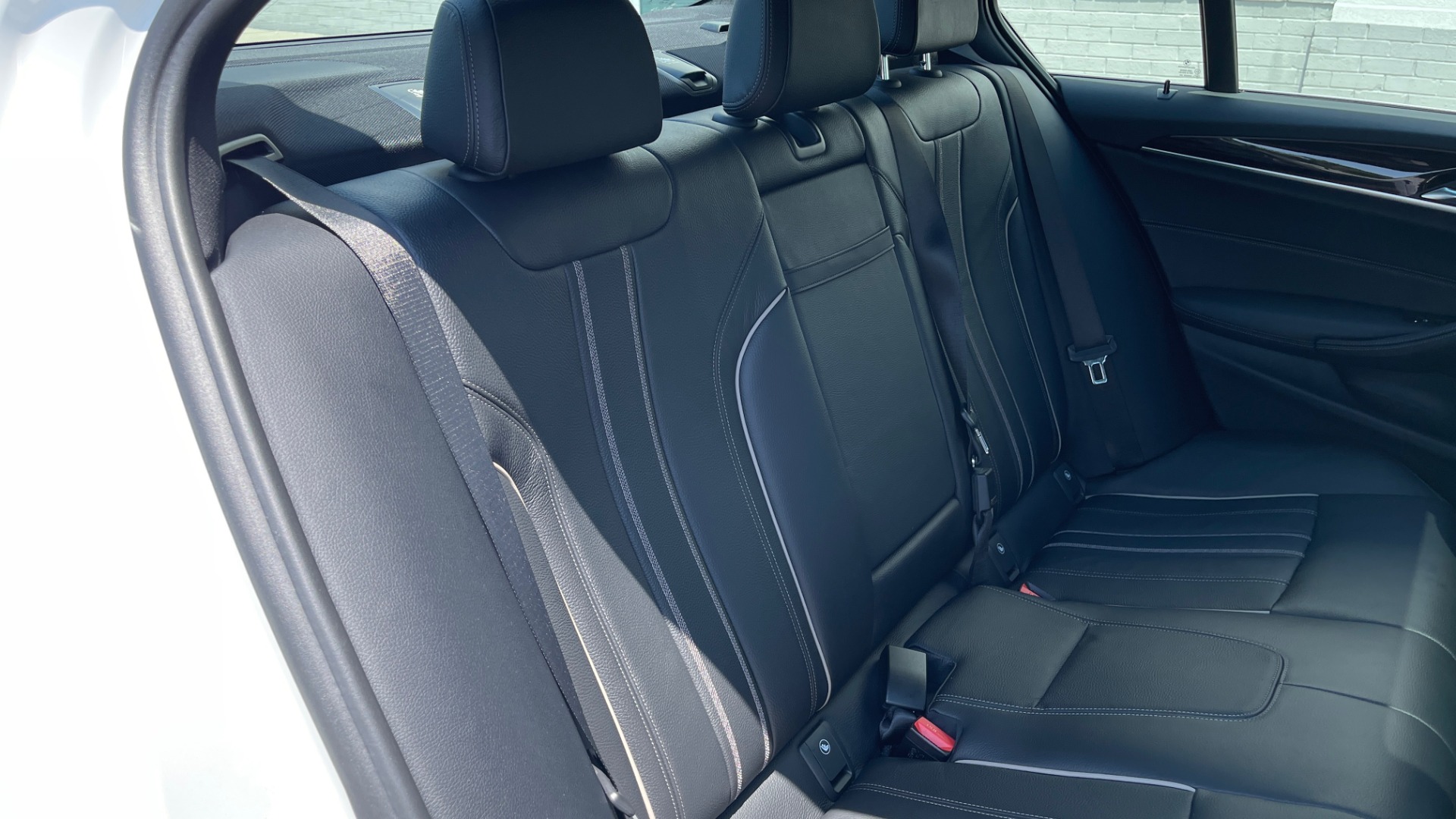 Used 2018 BMW 5 SERIES 540IXDRIVE PREMIUM / PARK ASSIST / KEYLESS ENTRY / SUNROOF / REARVIEW for sale Sold at Formula Imports in Charlotte NC 28227 63
