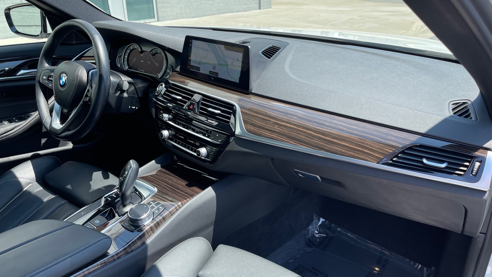Used 2018 BMW 5 SERIES 540IXDRIVE PREMIUM / PARK ASSIST / KEYLESS ENTRY / SUNROOF / REARVIEW for sale Sold at Formula Imports in Charlotte NC 28227 70