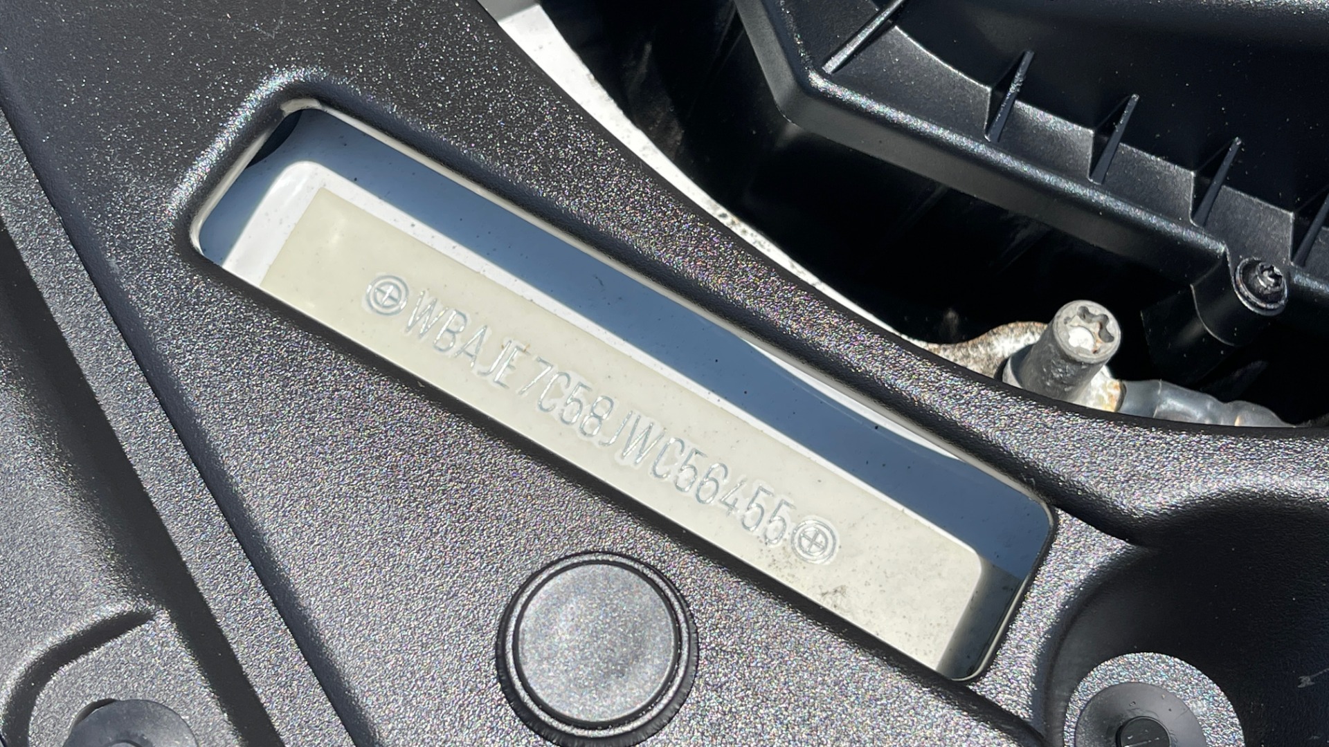 Used 2018 BMW 5 SERIES 540IXDRIVE PREMIUM / PARK ASSIST / KEYLESS ENTRY / SUNROOF / REARVIEW for sale Sold at Formula Imports in Charlotte NC 28227 9