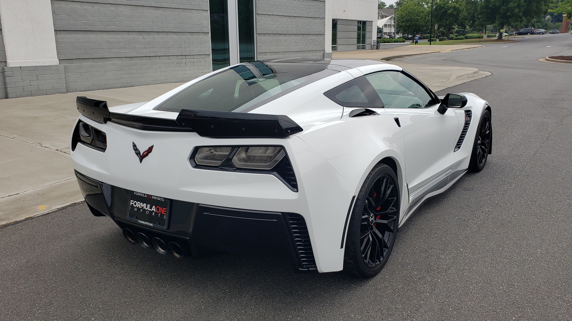 Used 2015 Chevrolet CORVETTE C7 Z06 3LZ COUPE / NAV / COMP STS / CF ROOF / REMOTE START / REARVIEW for sale Sold at Formula Imports in Charlotte NC 28227 7