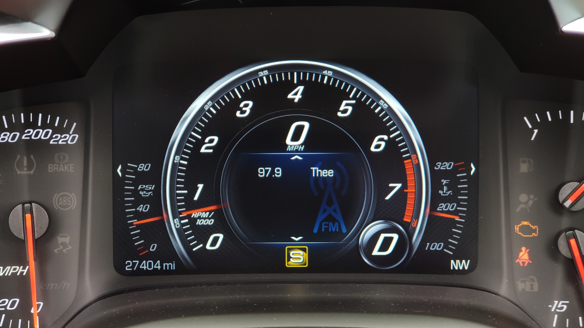 Used 2015 Chevrolet CORVETTE C7 Z06 3LZ COUPE / NAV / COMP STS / CF ROOF / REMOTE START / REARVIEW for sale Sold at Formula Imports in Charlotte NC 28227 82
