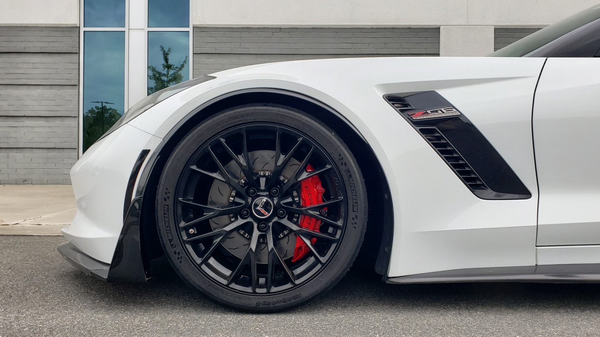 Used 2015 Chevrolet CORVETTE C7 Z06 3LZ COUPE / NAV / COMP STS / CF ROOF / REMOTE START / REARVIEW for sale Sold at Formula Imports in Charlotte NC 28227 85