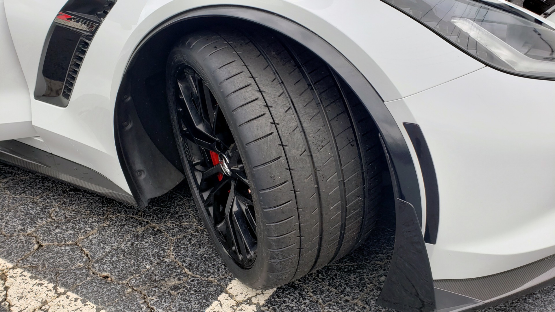 Used 2015 Chevrolet CORVETTE C7 Z06 3LZ COUPE / NAV / COMP STS / CF ROOF / REMOTE START / REARVIEW for sale Sold at Formula Imports in Charlotte NC 28227 90