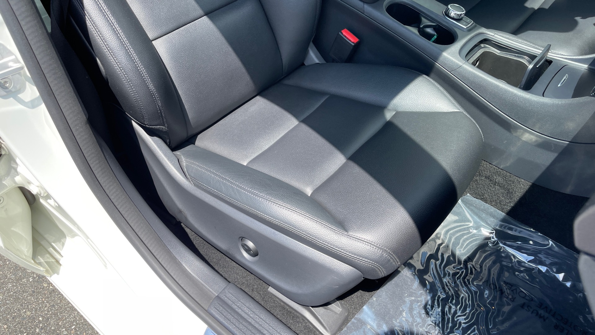 Used 2014 Mercedes-Benz CLA-Class 250 PREMIUM / NAV / MULTIMEDIA PKG / PANO-ROOF / REARVIEW for sale Sold at Formula Imports in Charlotte NC 28227 59