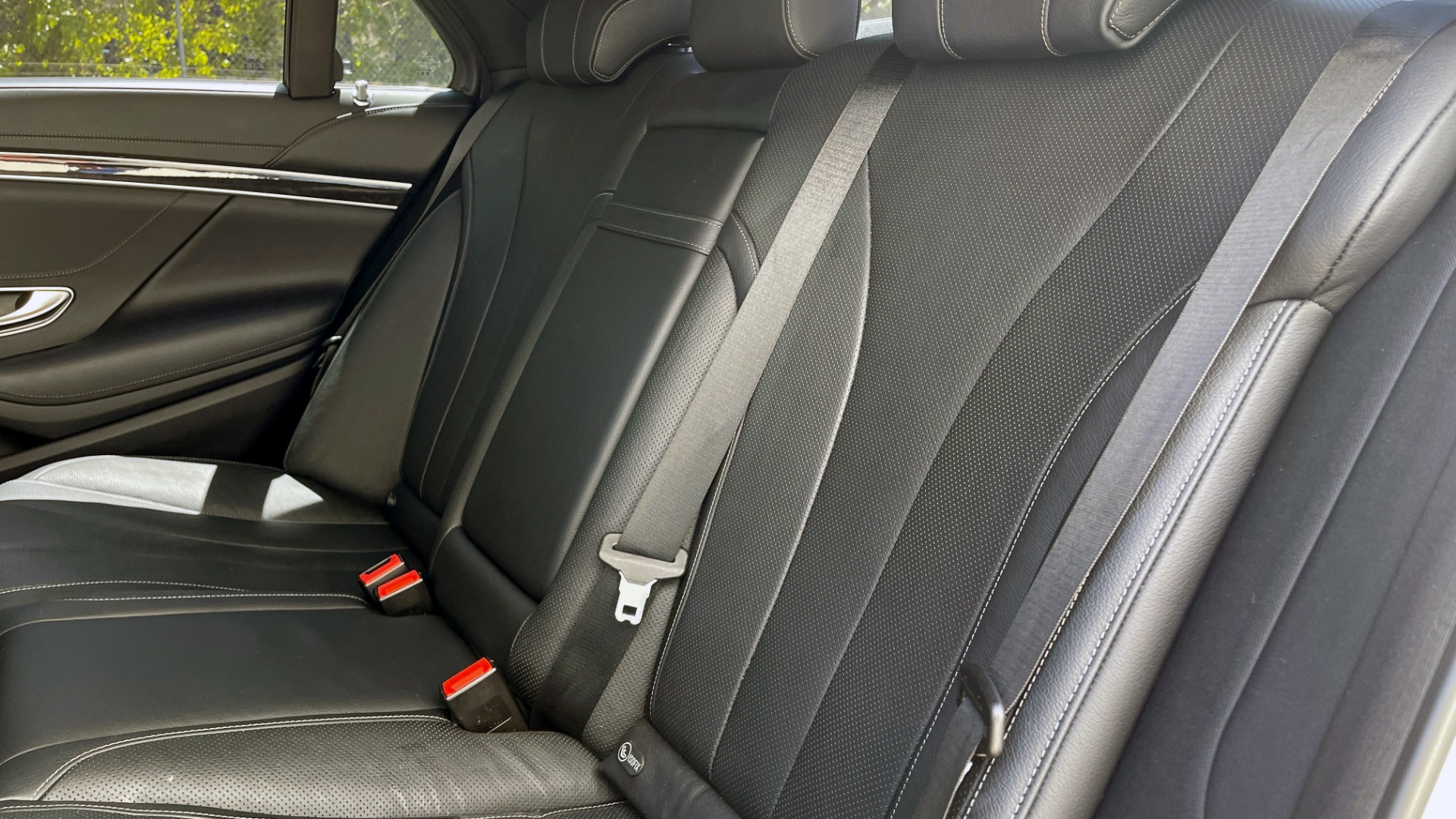 Used 2018 Mercedes-Benz S-CLASS S 450 3.0L SEDAN 362HP / PREMIUM / SUNROOF / SURROUND VIEW for sale $54,995 at Formula Imports in Charlotte NC 28227 46