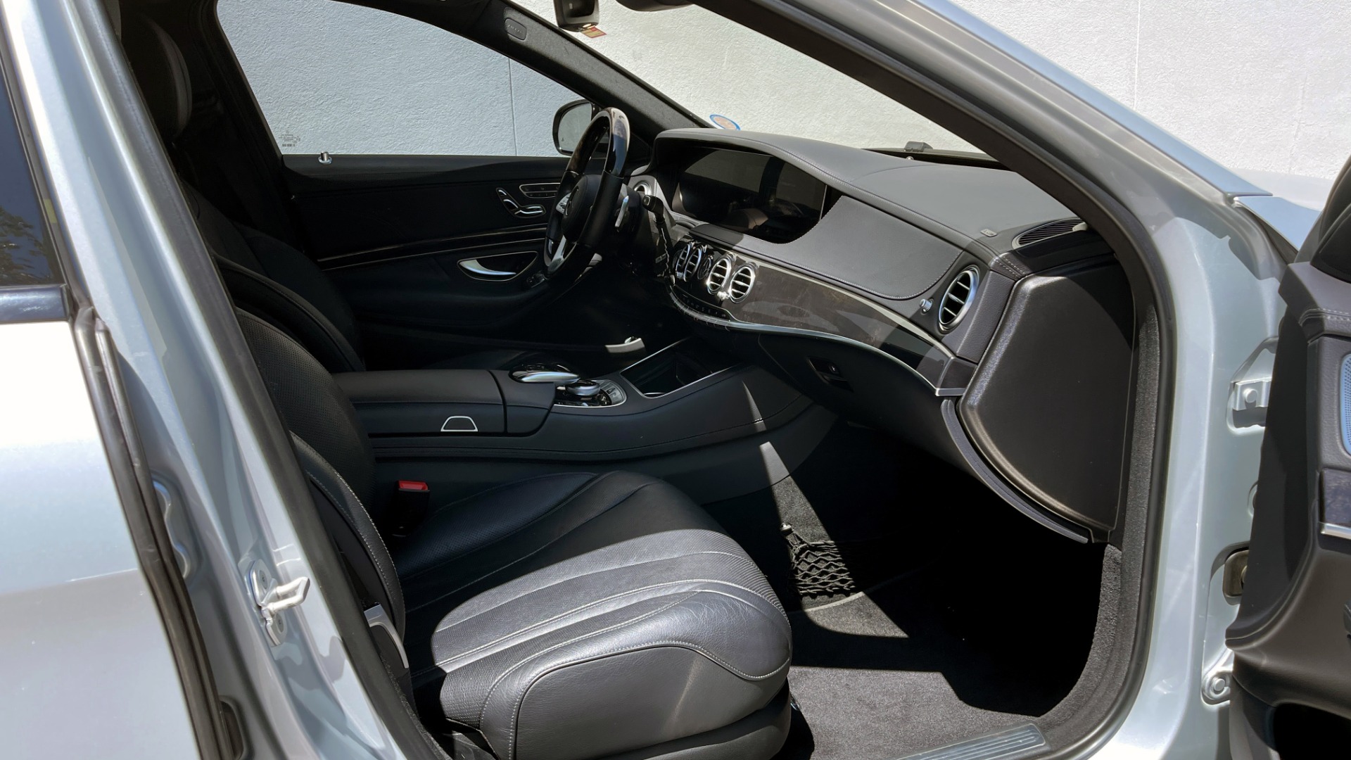 Used 2018 Mercedes-Benz S-CLASS S 450 3.0L SEDAN 362HP / PREMIUM / SUNROOF / SURROUND VIEW for sale $54,995 at Formula Imports in Charlotte NC 28227 56