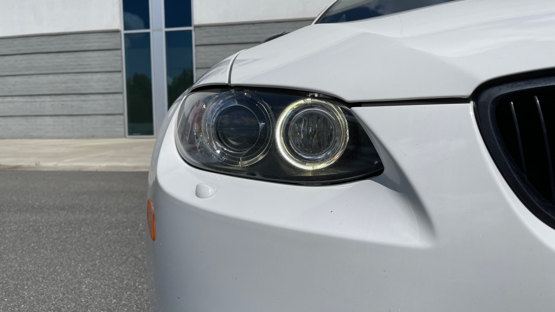 Used 2011 BMW M3 PREMIUM COUPE / CLD WTHR / TECH / SMARTPHONEINT / PARK ASST for sale Sold at Formula Imports in Charlotte NC 28227 21