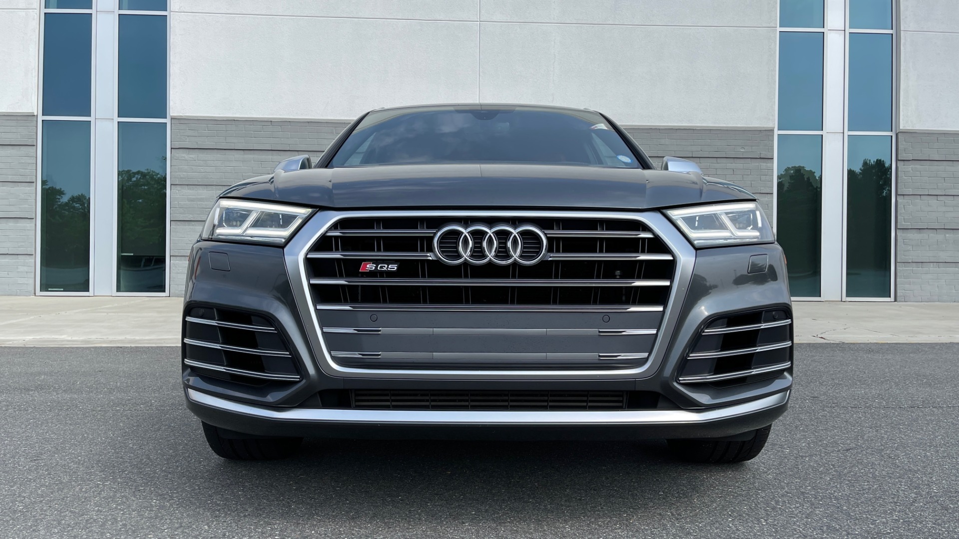 Used 2018 Audi SQ5 PREMIUM PLUS / S-SPORT / NAV / B&O SND / SUNROOF / REARVIEW for sale Sold at Formula Imports in Charlotte NC 28227 11