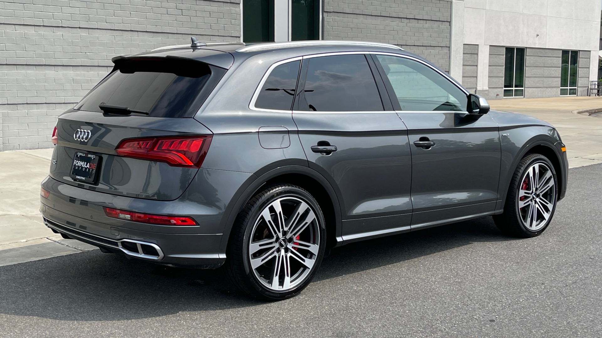 Used 2018 Audi SQ5 PREMIUM PLUS / S-SPORT / NAV / B&O SND / SUNROOF / REARVIEW for sale Sold at Formula Imports in Charlotte NC 28227 2
